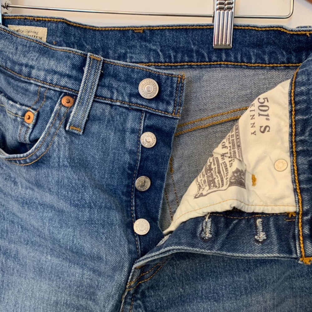 Levi's 501 Skinny Fit Women's Jeans.